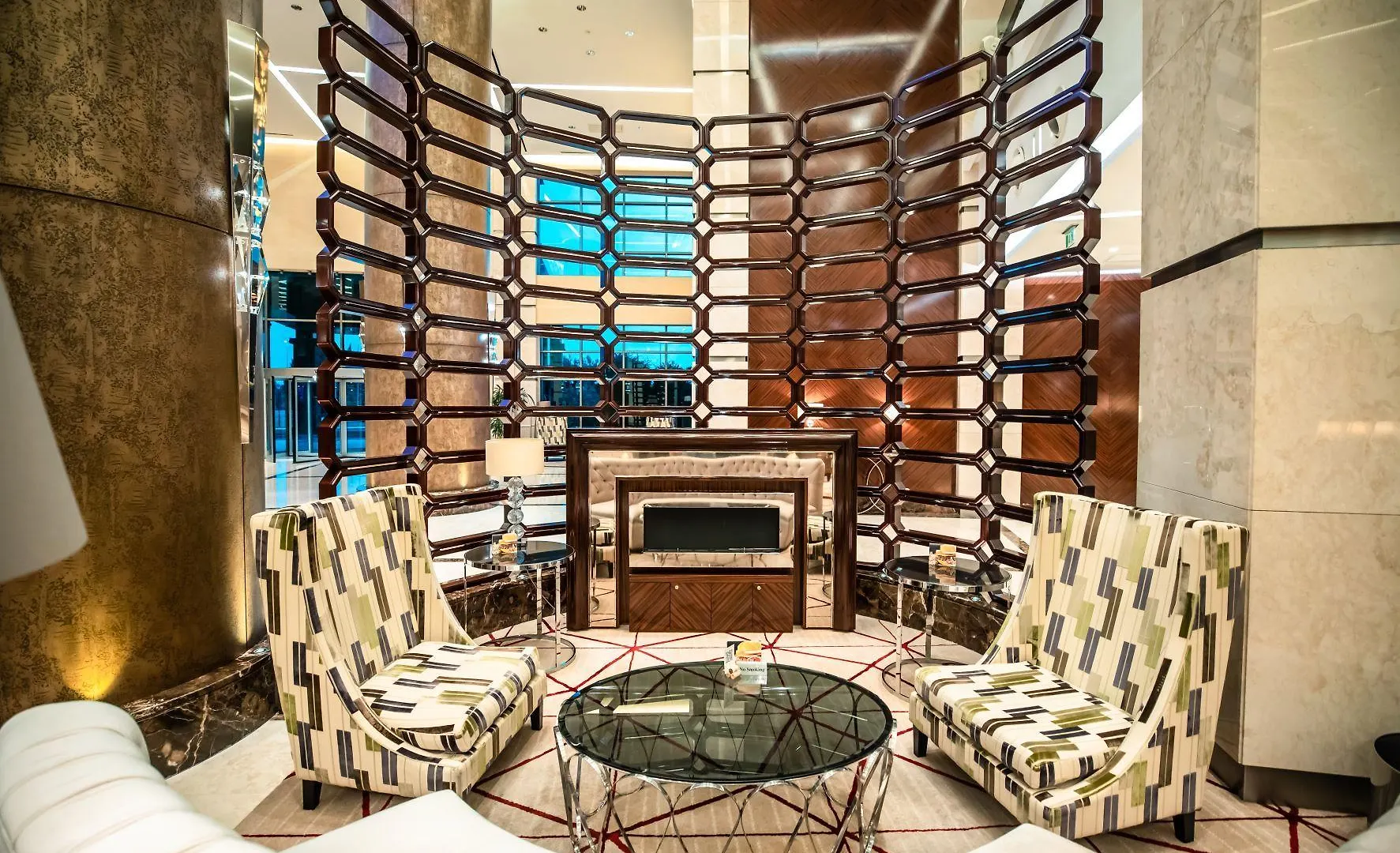 Otel Fly Inn Bakü