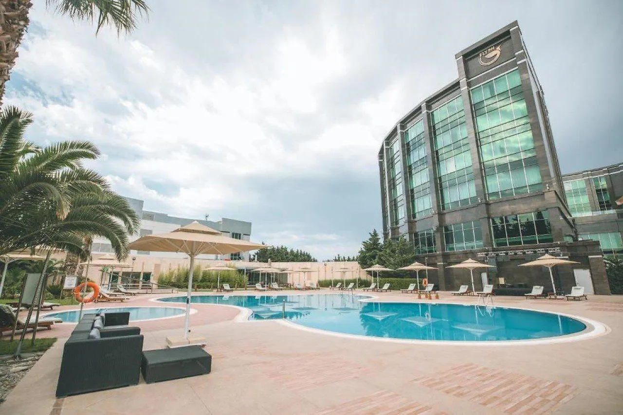 Hotel Fly Inn Baky
