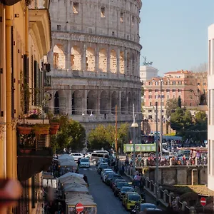 Konukevi Colosseo